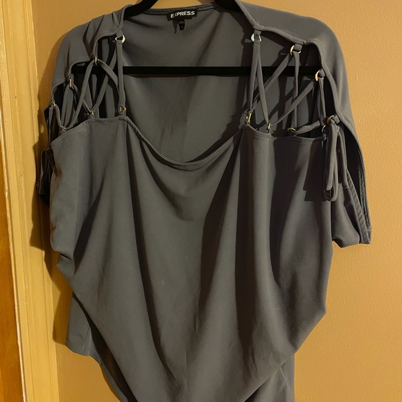 2 Express Tops - Bundle - Picture 5 of 7